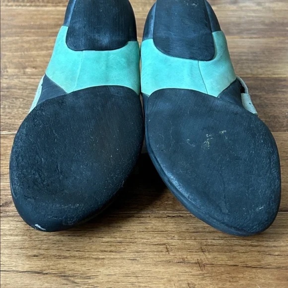 Scarpa Instinct VS Rock Climbing Shoes Black Aqua Size 38.5 / Womens 7 1/3 - Picture 10 of 12